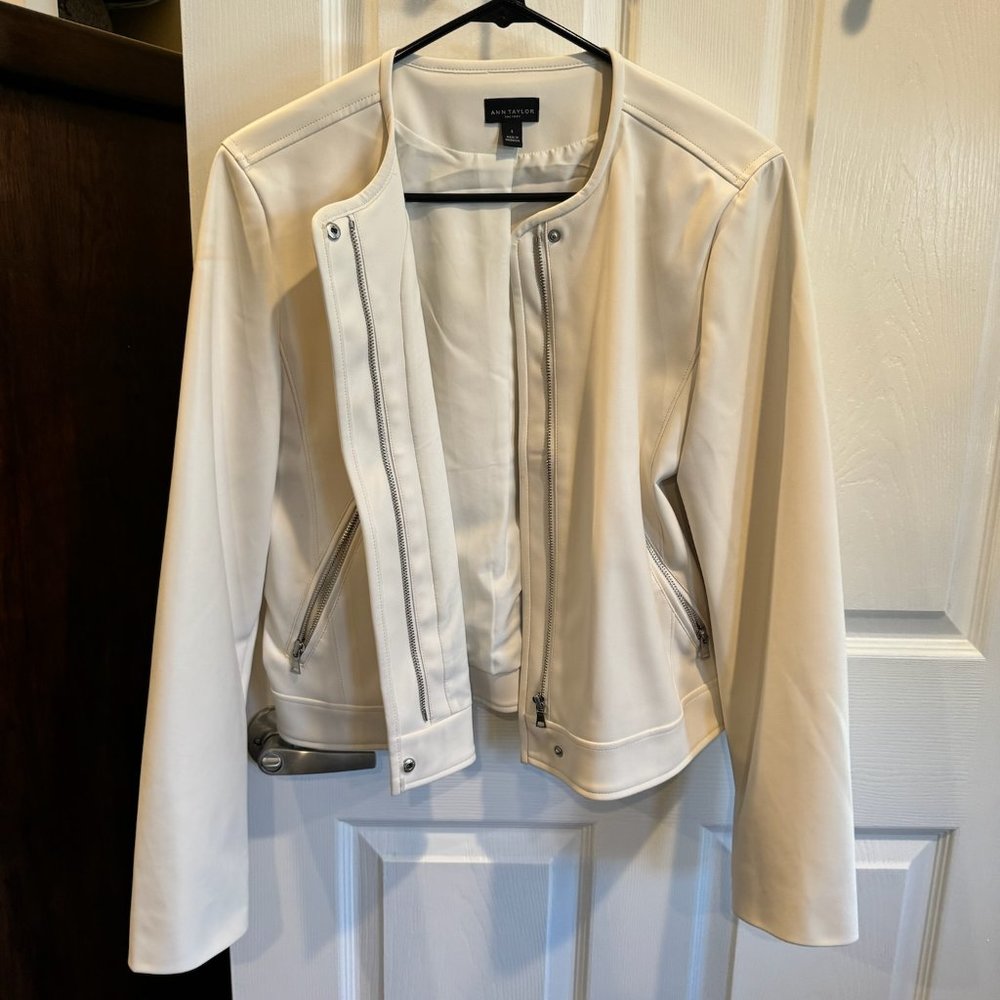ANN TAYLOR IVORY FAUX LEATHER JACKET